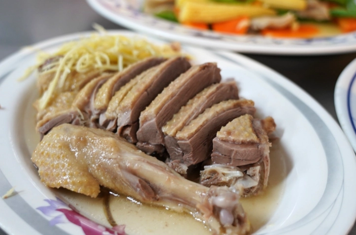 鴨肉不能和什麼一起吃