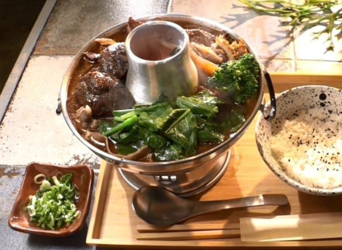 台中炭火牛肉鍋