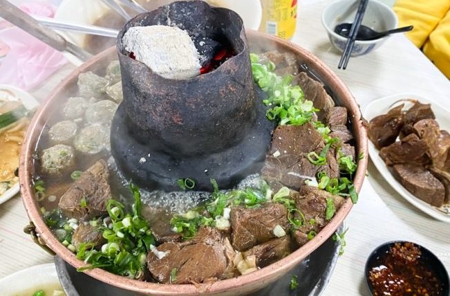 台中炭火牛肉鍋